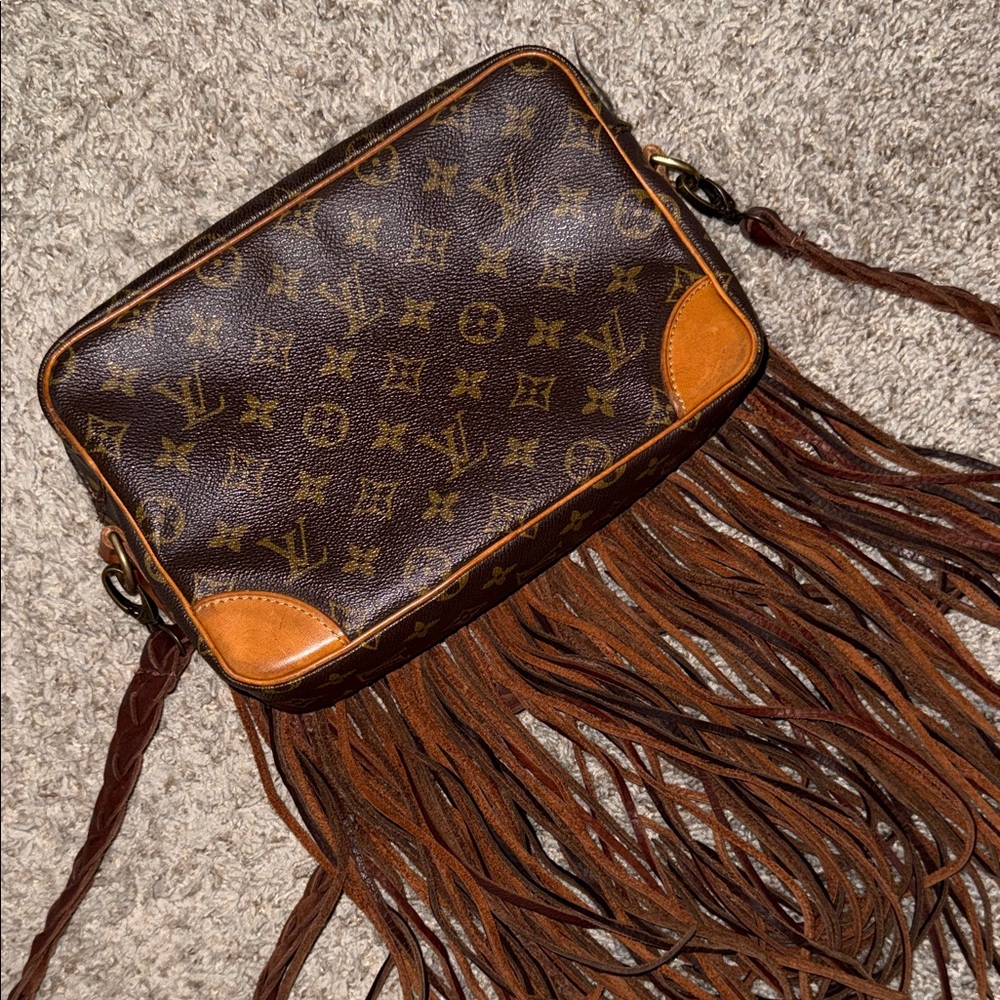 Louis Vuitton Monogram Brown Crossbody with Fringe - Picture 2 of 5